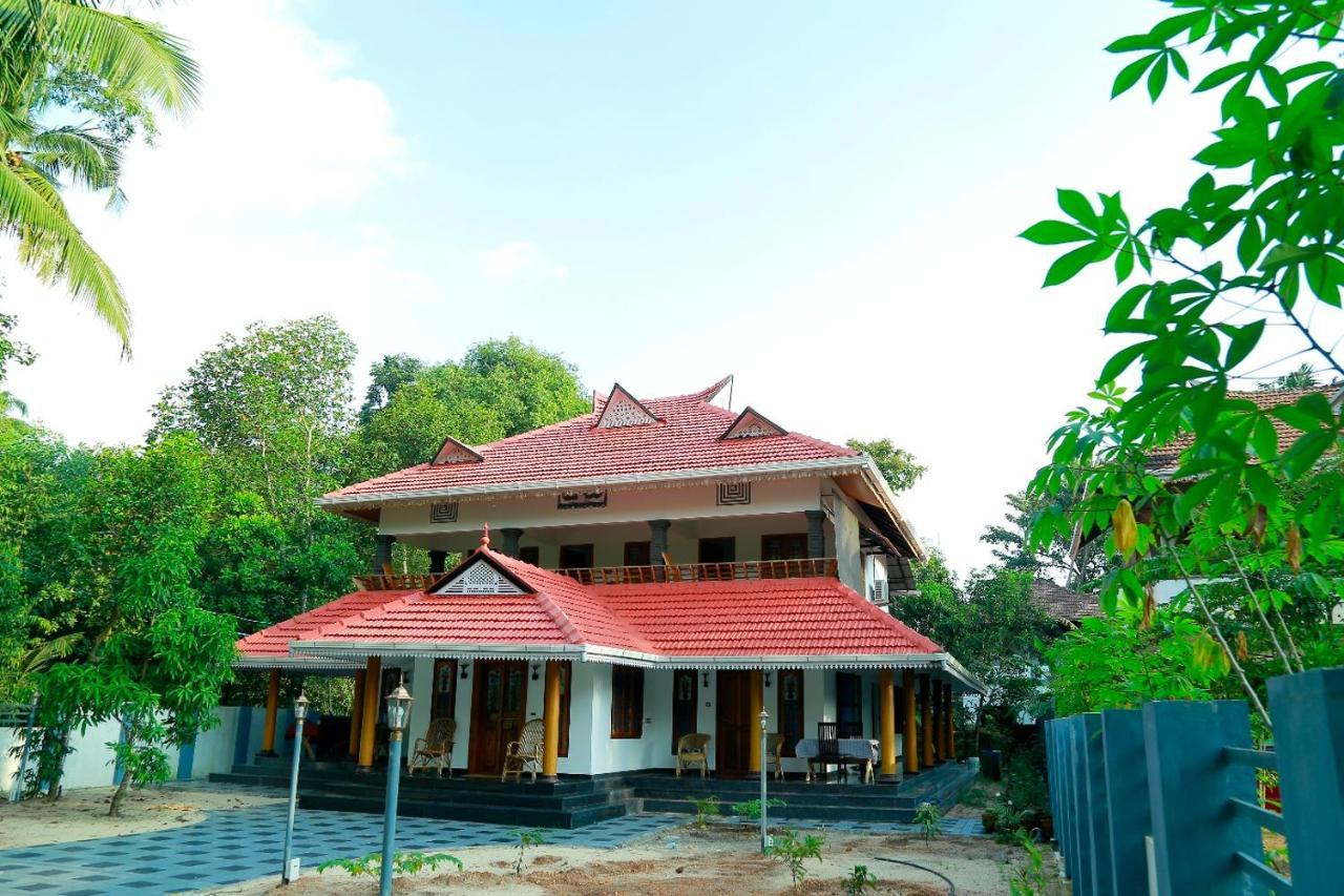 Telma Beach Homestay Mararikulam Bagian luar foto